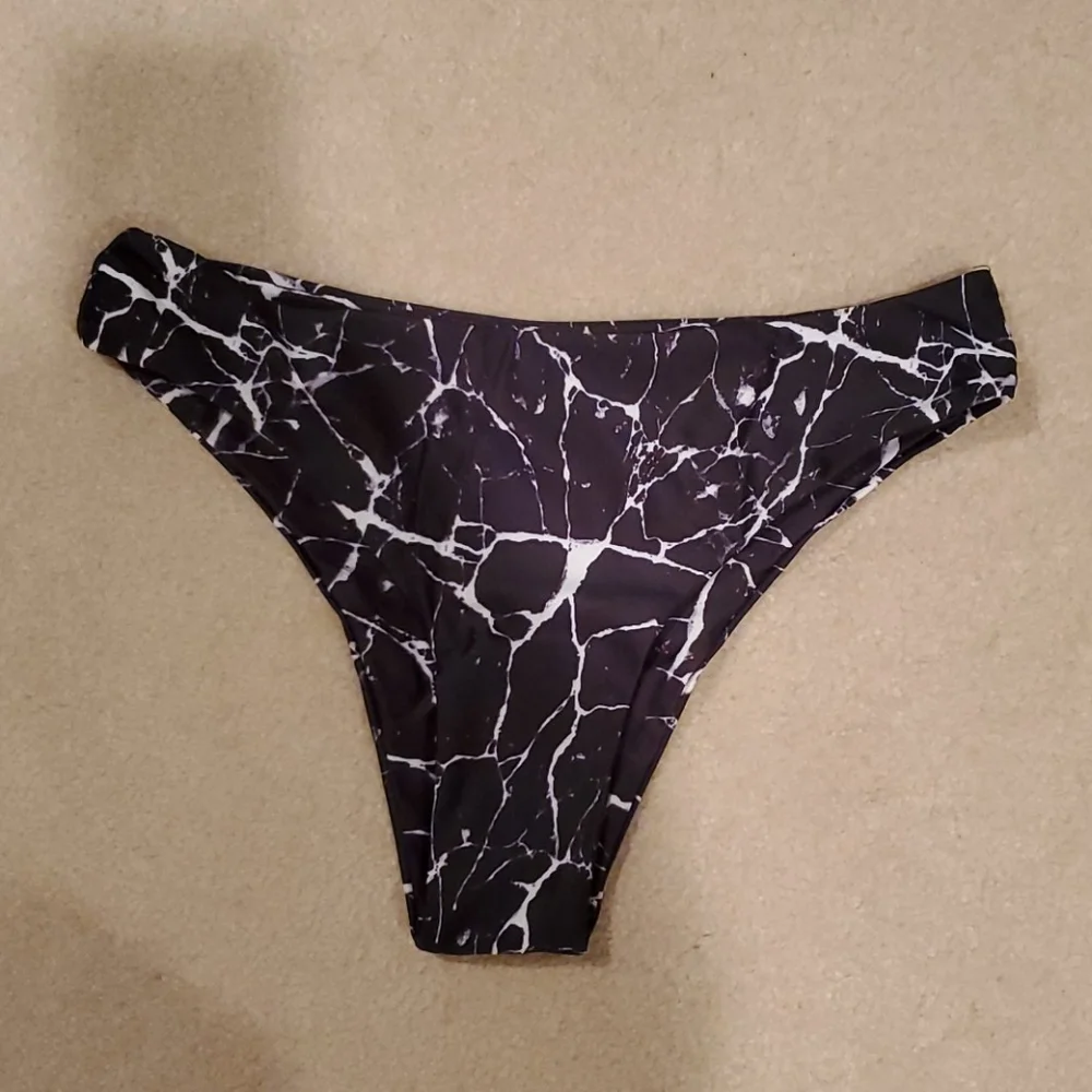 Marble Printed Sleeveless Bikini Set size Medium & Large NEW